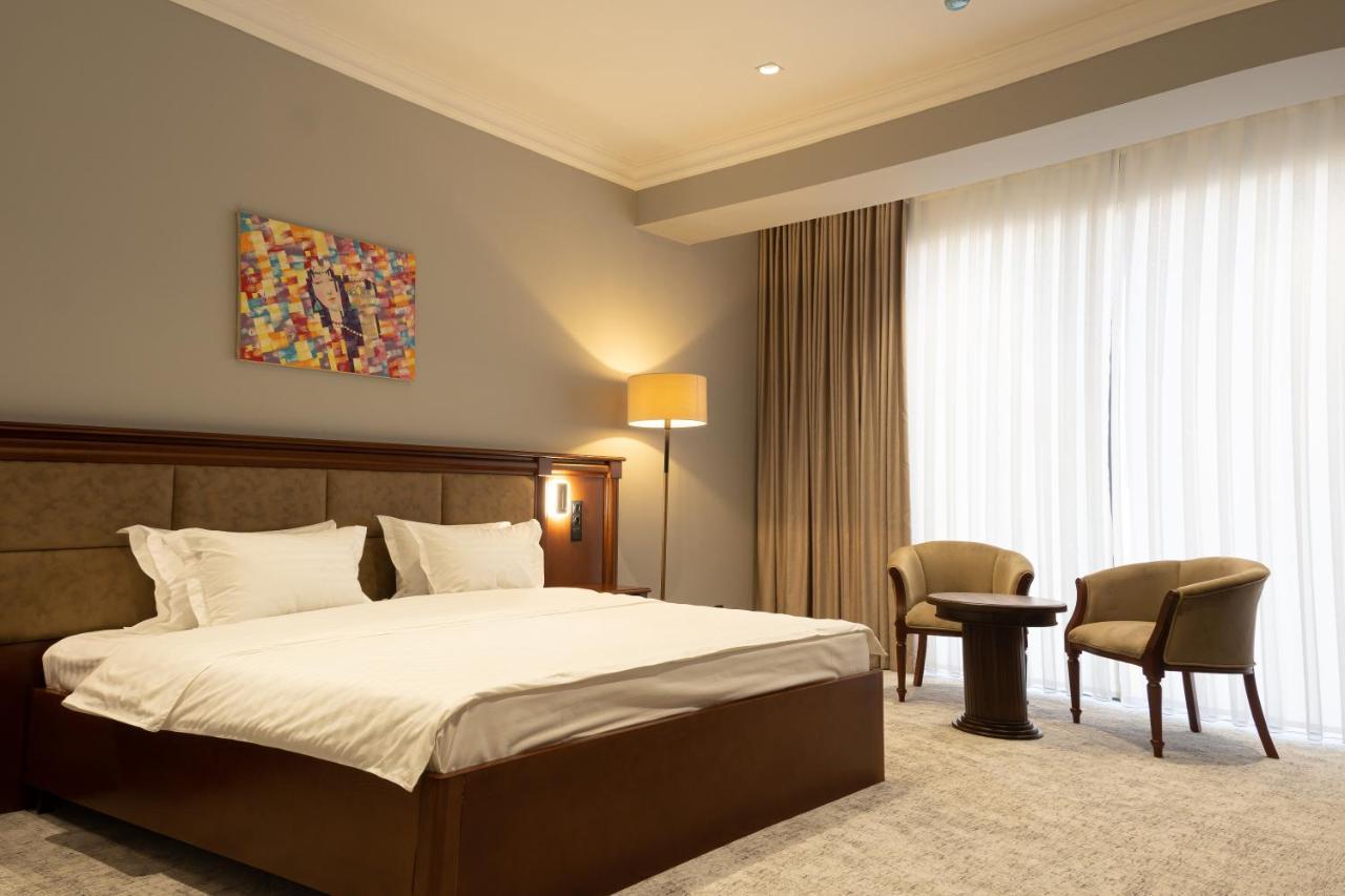 Mir Luxe Plaza Hotel Tashkent Luaran gambar