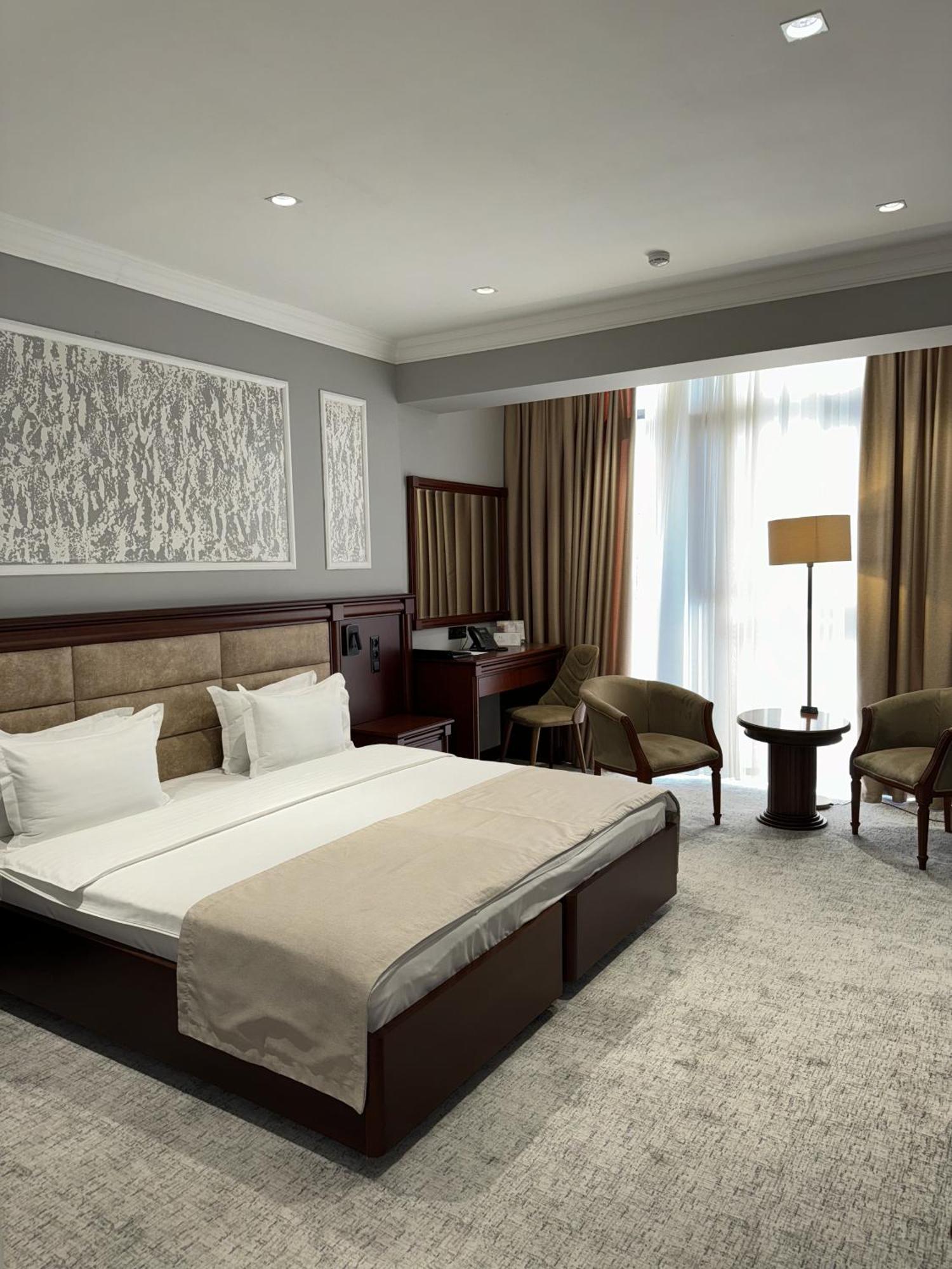 Mir Luxe Plaza Hotel Tashkent Luaran gambar