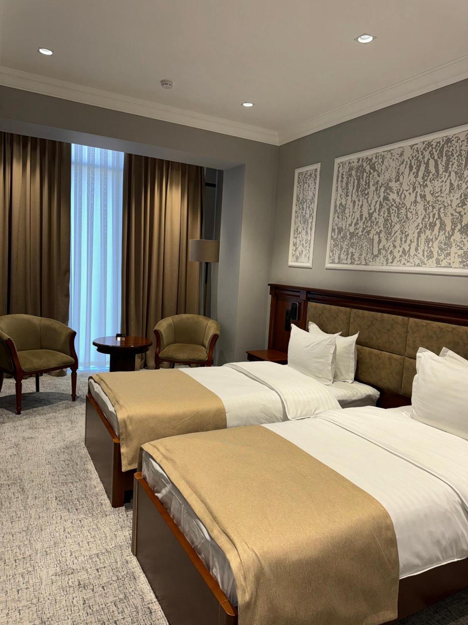 Mir Luxe Plaza Hotel Tashkent Luaran gambar