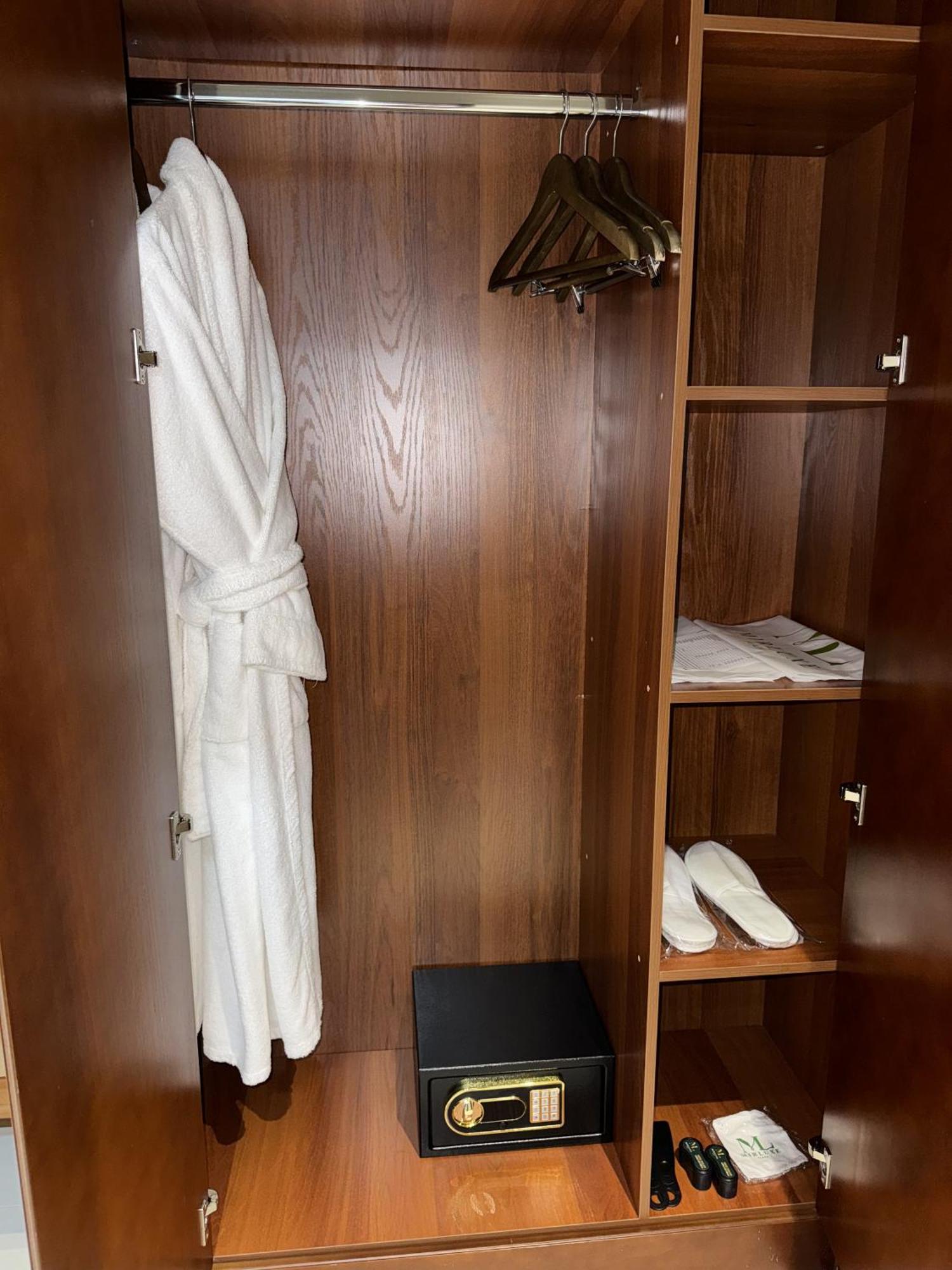 Mir Luxe Plaza Hotel Tashkent Luaran gambar