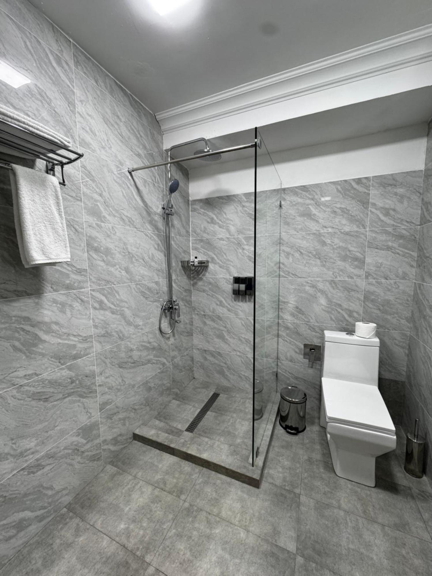 Mir Luxe Plaza Hotel Tashkent Luaran gambar
