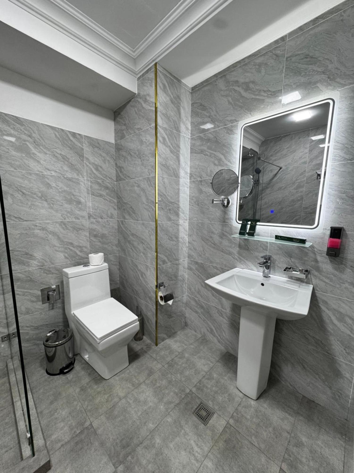 Mir Luxe Plaza Hotel Tashkent Luaran gambar
